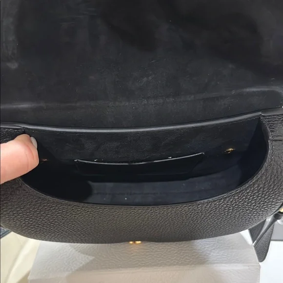 Dior Black Leather Women's Bag - Picture 4 of 14